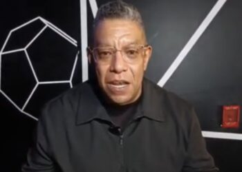 Alex Ledezma llenó de “Magia» Teatrex El Bosque