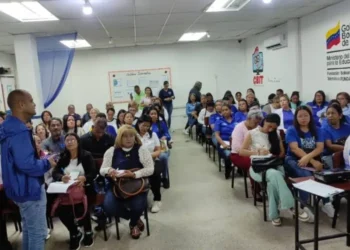 Venezuela da inicio al plan de formación docente para el período escolar 2025-2026