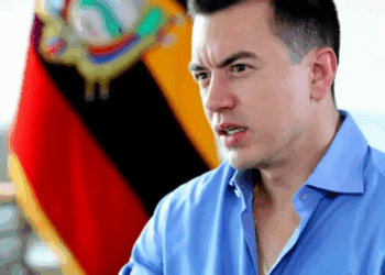 El presidente Noboa denuncia el Estatuto Migratorio entre Ecuador y Venezuela