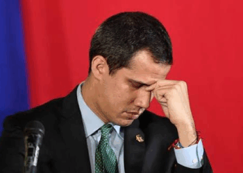 Incidente en el Westend Shopping Center: Venezolano exige rendición de cuentas a Juan Guaidó