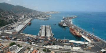 Alertan que mercancía para la temporada decembrina tiene retraso en Venezuela