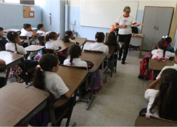 Ministerio de Educación asegura que más de 100.000 niños no escolarizados retornarán a clases