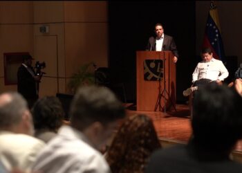 Stalin González: «Tenemos que unirnos en función de un solo objetivo: el cambio político, el rescate de la democracia y la promoción de la paz verdadera»