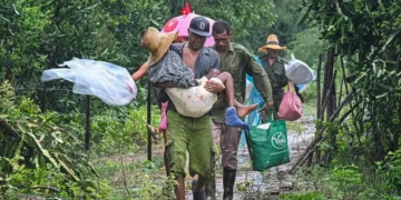 Venezuela envía 46 toneladas de ayuda humanitaria a Cuba y Jamaica