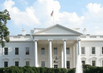 Venezuela mantiene contacto con EE.UU. para proteger su embajada en Caracas ante «amenaza»