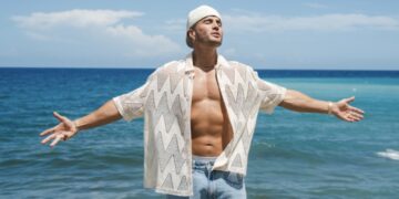 Gustavo Elis Impacta con «No Me Falta Nada» Un Regreso Triunfal al Merengue