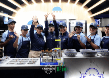 Helados de yogurt griego Santorini llegan a Rio Supermarket