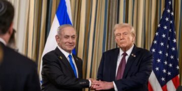 Israel anunció que “todas las partes” firmaron la primera fase del plan para el cese del fuego en Gaza