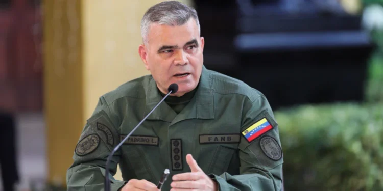 Padrino López aseguró que cualquier operación de la CIA contra Venezuela «fracasará»