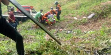 Volcamiento de camión deja 10 docentes heridos en Barinas