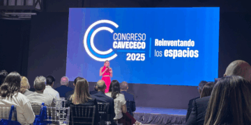 Ventas y visitas en centros comerciales crecieron en 2025, según Datanalisis