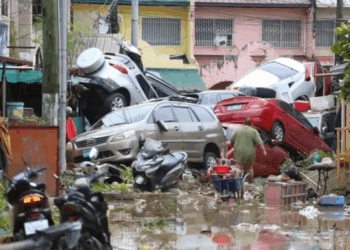 Tifón deja 114 muertos y más de un centenar de desaparecidos en Filipinas