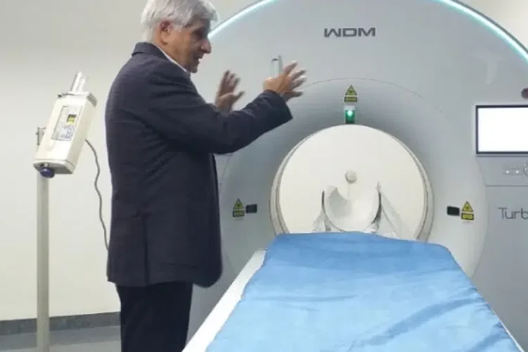 UCV inaugura el primer tomógrafo chino en Venezuela