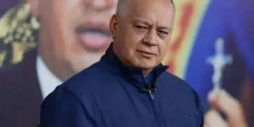 Cabello anuncia nueva «fase de organización» comunitaria para «defender la patria»