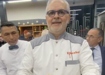 Chef venezolano Kike Barboza lanza su propia marca de tequeños