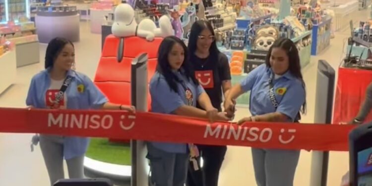 MINISO inaugura su tercera Flagship en El Sambil de La Candelaria