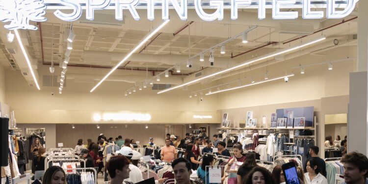 Springfield reinaugura su tienda en el Sambil Chacao y se consolida en el mercado venezolano