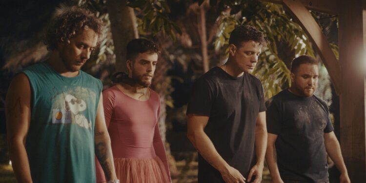 “Los casi algo”: La película de Nángel Ménez, Marko, César y Richard Encanto