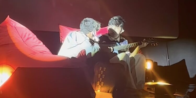 Mati y Moi trascienden en la música con un “Beso” 