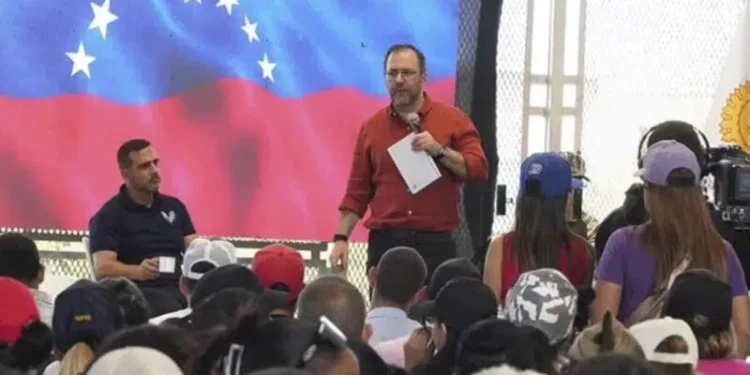 Debaten proyectos comunitarios que serán votados en consulta popular en Venezuela