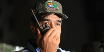 Maduro ordena a la Aviación estar «alertas, listos y dispuestos» para defender a Venezuela