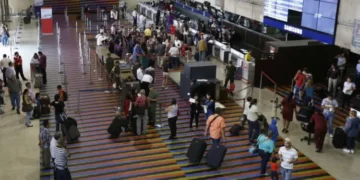 IATA: líneas que suspendieron vuelos a Venezuela son las que perderían derecho de tráfico