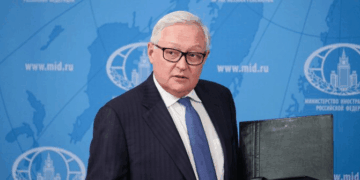 «Mantenemos abiertos todos los canales de comunicación»: Rusia vuelve a respaldar a Venezuela