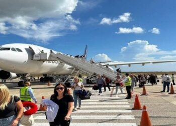 Ministerio prevé que el turismo receptivo aumente 35% al cierre de año