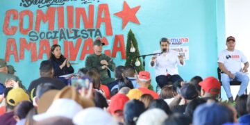 Maduro acusa a María Corina de «aplaudir» en Oslo el «secuestro» del buque petrolero