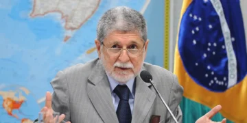 Celso Amorim: «Un ataque de EE.UU. a Venezuela podría desatar un conflicto similar a Vietnam”