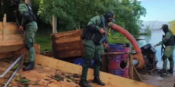 FANB informó que destruyó cinco balsas mineras en el estado Bolívar