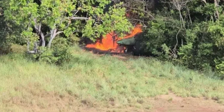 Fanb inutiliza una aeronave bimotor oculta en una zona boscosa de Apure