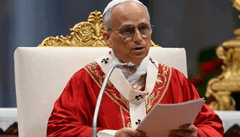 Papa León XIV recuerda el sufrimiento de Gaza en su primera homilía navideña y llama a la paz