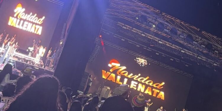 “Navidad Vallenata» hizo vibrar Caracas con más de 30.000 Personas