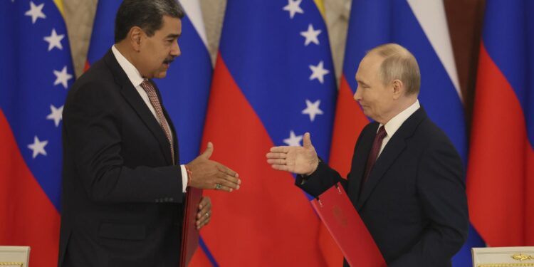 Maduro reafirma con Putin el «carácter estratégico, sólido y ascendente» de sus relaciones