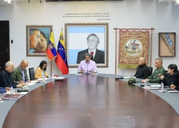 Maduro asegura que modelos de Guaidó, Machado y López «jamás tomarán esta patria»