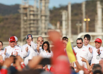 Venezuela concreta acuerdo para exportar la primera molécula de gas del país