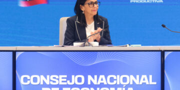Delcy Rodríguez considera «vergonzoso» que un venezolano agradezca el ataque de EEUU