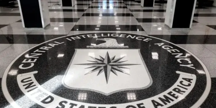 Estados Unidos planifica la presencia de la CIA en la Venezuela post-Maduro, según CNN