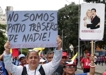 El chavismo vuelve a las calles y llama a no claudicar hasta que EE.UU. libere a Maduro