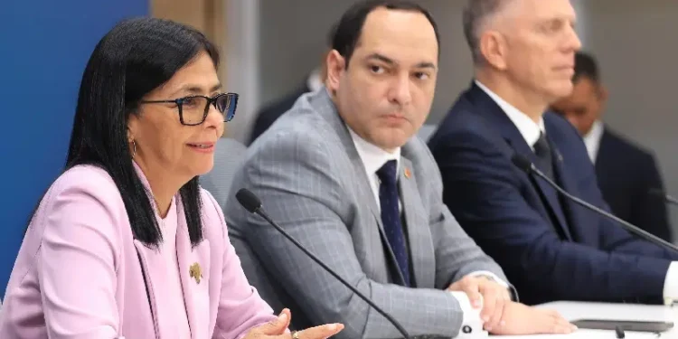 Delcy Rodríguez responde a secretario del Tesoro de USA: «Venezuela no acepta órdenes externas»