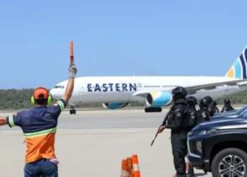 Arribaron a Maiquetía 232 hombres, 40 mujeres y un adolescente provenientes de Arizona