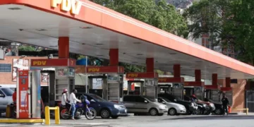 Comienza plan piloto de suministro de gasolina de 97 octanos en Caracas