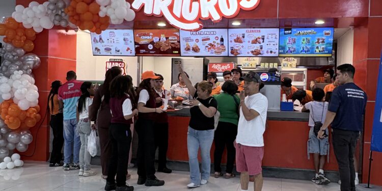 Arturos fortalece su presencia en el eje Guarenas-Guatire con nueva apertura de restaurante