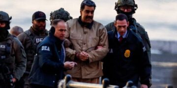 Documento judicial revela que Maduro y Flores recibieron una visita consular el 30E