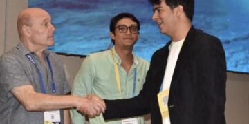 Cirujano venezolano Ronnie Villasmil obtiene el Premio Natan Zundel en Colombia