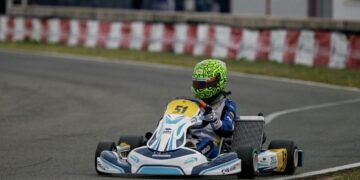 Alessandro González protagoniza destacada remontada en una grilla de 28 pilotos en Valencia