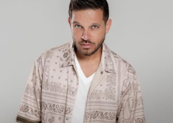 OMAR ACEDO INICIA UNA NUEVA ERA: UNE SU VOZ A MAGIC JUAN Y CONFÍA SU PRÓXIMO DISCO A SERGIO GEORGE